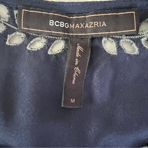 BCBGmaxazria Navy Blue Silk Embroidered Short Sleeve Peasant Blouse Size Medium - Picture 7 of 9